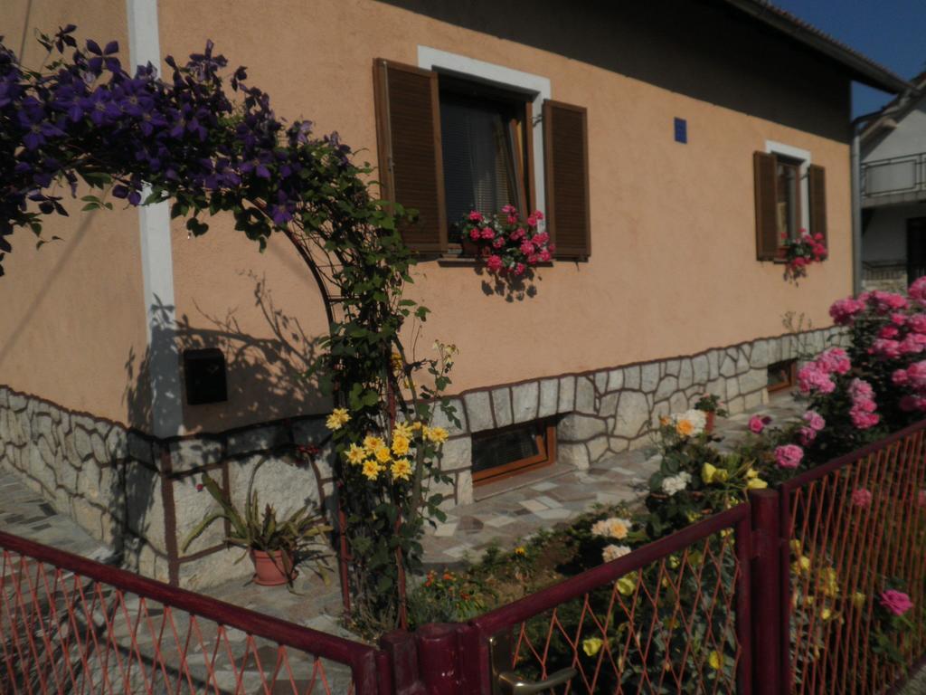 Apartment Tomasevic Slunj Zimmer foto