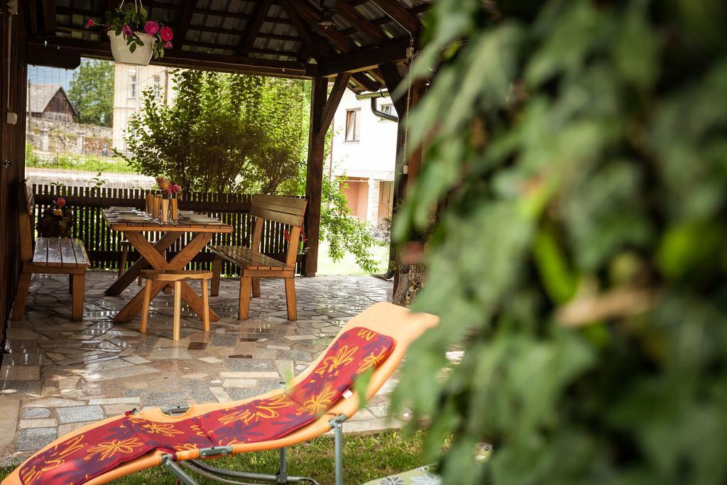 Apartment Tomasevic Slunj Exterior foto