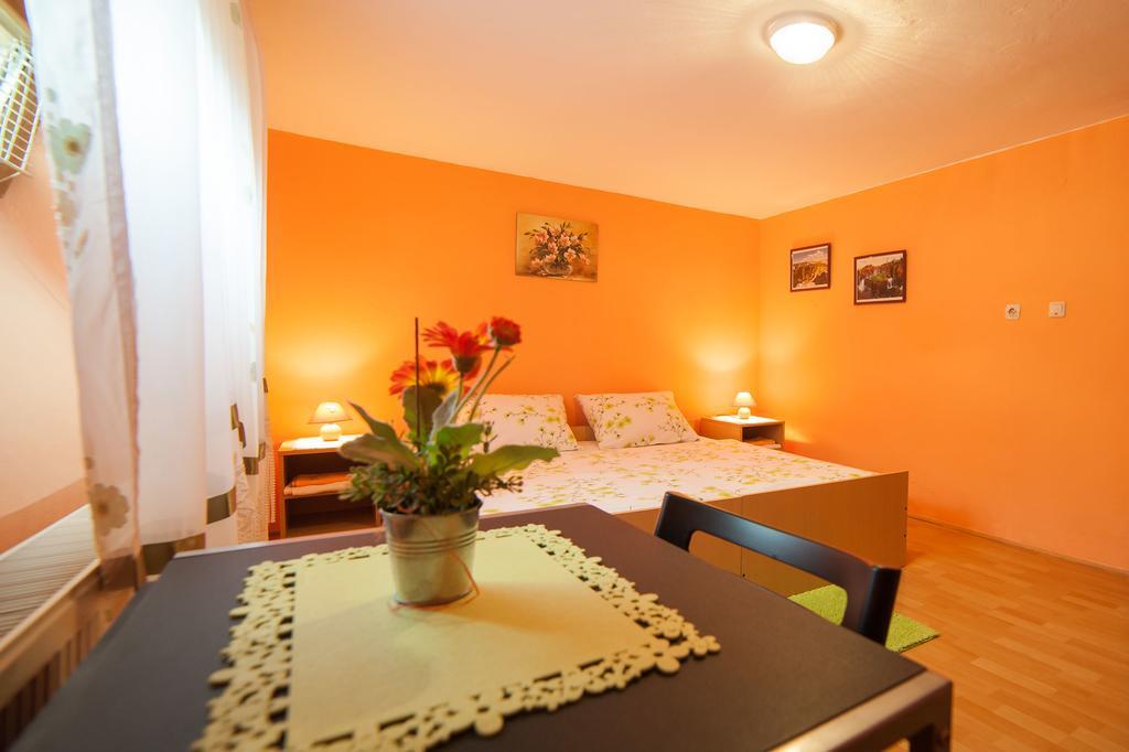 Apartment Tomasevic Slunj Exterior foto